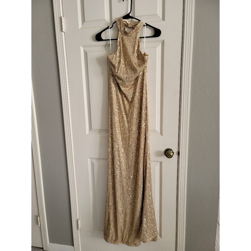 Cut Out Back Mermaid Hem Sequins Halter Maxi Dress